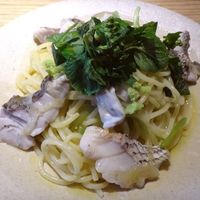魚工房 としまや - 天然桜鯛と花わさび　ペペロンチーノ
