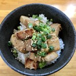 麺屋 しん蔵 - チャーシュー丼 300円