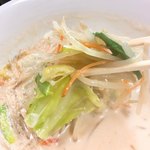 ラーメン万福 - 牛乳味噌スープ