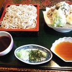 Toujin - 肉厚椎茸天ぷらそば　1575円