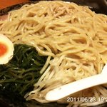 赤坂屋‎ - 魚だしつけ麺の太麺（２人前）