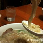 赤坂屋‎ - しおらーめんの麺