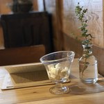 お菓子とお茶 モモトセ - 