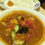 ガスト - インド風野菜たっぷりチキンカレー