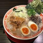 呼び戻しとんこつ 光四郎 - 光四郎特別角煮ラーメン