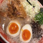 呼び戻しとんこつ 光四郎 - 光四郎特別角煮ラーメン
