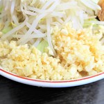 ラーメン二郎 - ニンニク多め
