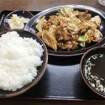 みんぱい 城東店 - キャベツと豚肉の味噌炒め定食
