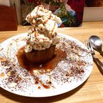 バール ェ トラットリア ピュ ルンゴ - 