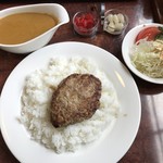 にんにく亭 - ハンバーグカレーサラダ付き