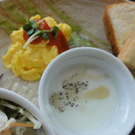 爽健美食 心菜 - ヨーグルトとスクランブルエッグ