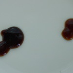 銀座 飛雁閣 - 李錦記蠔油（左）と飛雁蠔油（右）の相違（たが）ひ