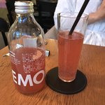 レストラン エイタブリッシュ - オーガニックスパークリングオレンジ