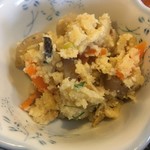 お食事処 ひでちゃん - 小鉢は おからの炊いたん 優しいお味