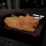 DEN - 自家製スモークサーモン