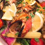 생선과 계절 야채 오븐 구이 "알 포르노"