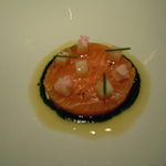 レ セゾン - 11.6.25富士山麓の鱒のマリネ 桃とバジル 