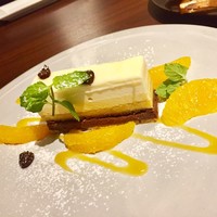 ワカヌイ グリル ダイニング バー 東京 - 