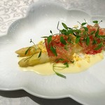 グリルうかい - ホワイトアスパラガスのミモザ