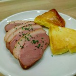 スタンド酒場ずいき - スモーク盛り（合鴨スモーク、スモークチーズ）