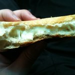 チェット ベイカリー - 3種のチーズ　アツアツでした