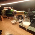 肉和食 月火水木金土日 - 