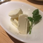 ニホン酒とブドウ酒 マタタビ - 