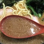 ラーメン 厚木家 - 【2018.4.3】豚骨の旨味に鶏油の風味がナイス❗️