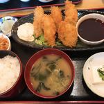鮮魚料理　伊勢屋 - カキフライ定食