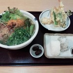 麺ごころ にし平 - にくうどん・海老天天ぷら膳（１０００円）