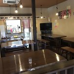 湯楽庵 - 食事処の照明が暗い