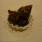 蓬左茶寮 - 肴:バイ貝の煮つけ