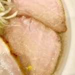 麺処 風人 - 旨味があふれ出す豚モモ肉のチャーシュー【料理】