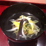 二条城ふる田 - 和歌山県産の鯛のお椀