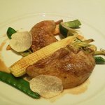 レストラン リューズ - 鶉は焼き方が実に頃合