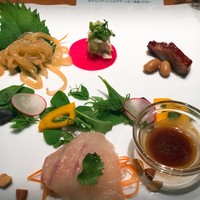 中国料理 花閒 - 広東風鯛のお刺身と前菜盛り合わせ