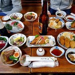 よし半 - はじめに並んだ料理