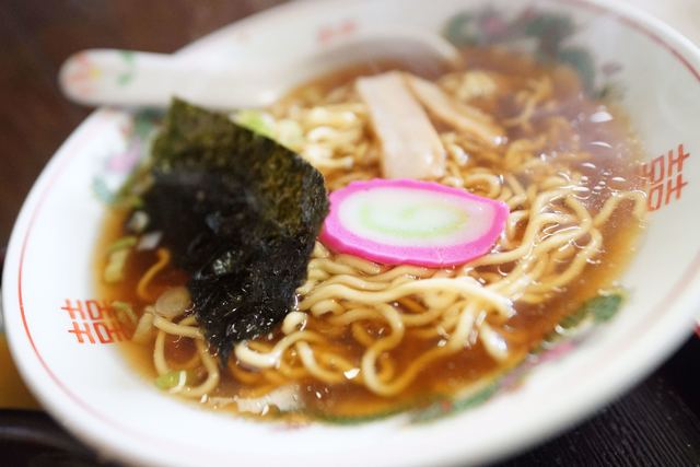 立喰いそば・うどん 花ちゃん>