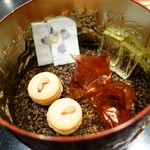 セララバアド - 小菓子