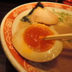 味付き半熟玉子がウマい！(*ﾟ∀ﾟ)=3 　和出汁の香りがフワッと広がり、華があった！