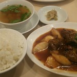 竹爐山房 - かぶと短角牛すね肉の煎り煮込みランチ