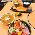 札幌市場めし　まるさん亭 - 