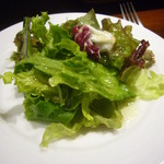 イル ルオーゴ - 野菜サラダ、パン