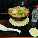 まさか - 肉うどん890円です！
      