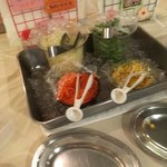 アクバル - ビュッフェコーナー３。サラダ