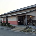 ちょっとよっ亭 - お店の外観