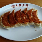 大阪王将 - 「元祖焼餃子」240円