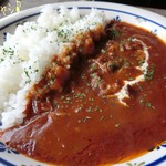 ごはんカフェ 蔵 - ランチは3種類でドリンク付き(1100円)♪
            ビーフハヤシ(ミニサラダ)にしてドリンクは食後にコーヒー ホット(^^♪
            ビーフハヤシは牛肉もそれなりに入っていてドミグラスソースは優しいお味☆彡