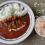 ごはんカフェ 蔵 - ビーフハヤシ(ミニサラダ/1100円)でドリンクは食後にコーヒー ホット♪
            ビーフハヤシは牛肉もそれなりに入っていてドミグラスソースは優しいお味☆彡
            ミニサラダは大根サラダに甘めのドレッシング。