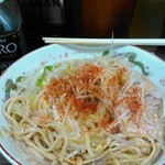 ラーメン二郎 - 味変の一味